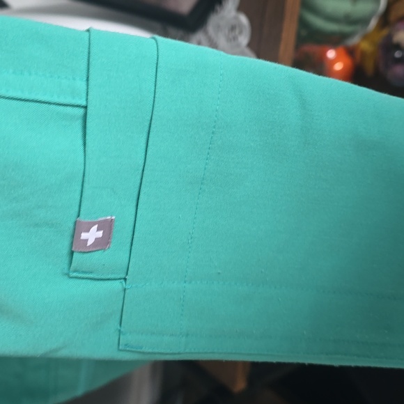 Figs Aqua Technical Collection Jacket and Pants Size XS - Picture 10 of 12